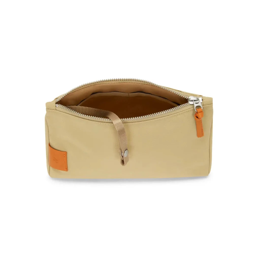 BAGSY_BAGSY__Niru – City Sling Mini_NCL-WS-SND-01-SPC-GL_Sand