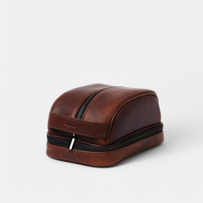 BAGSY_Ryokō_Accessories_Liwa Dopp Kit | Vintage Brown_ACC - LWK - VBR - 003_