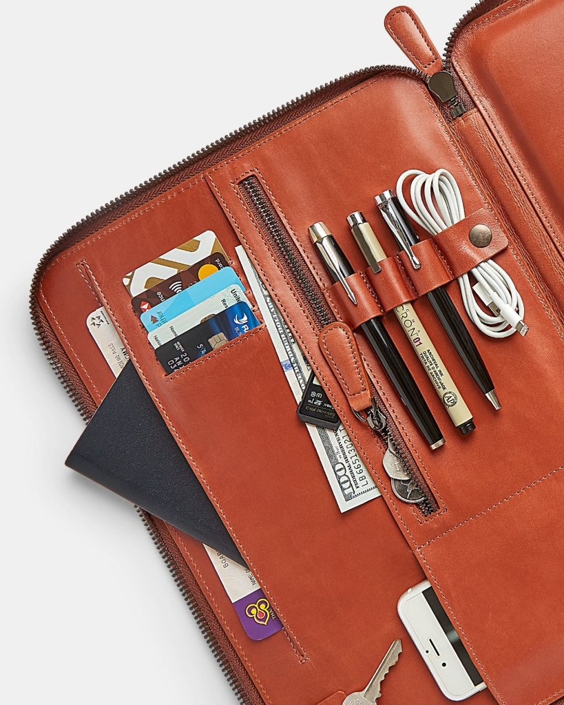 BAGSY_Ryokō_Bags_Mark Tech Portfolio | Tan_BAG - MTP - TN - 003_