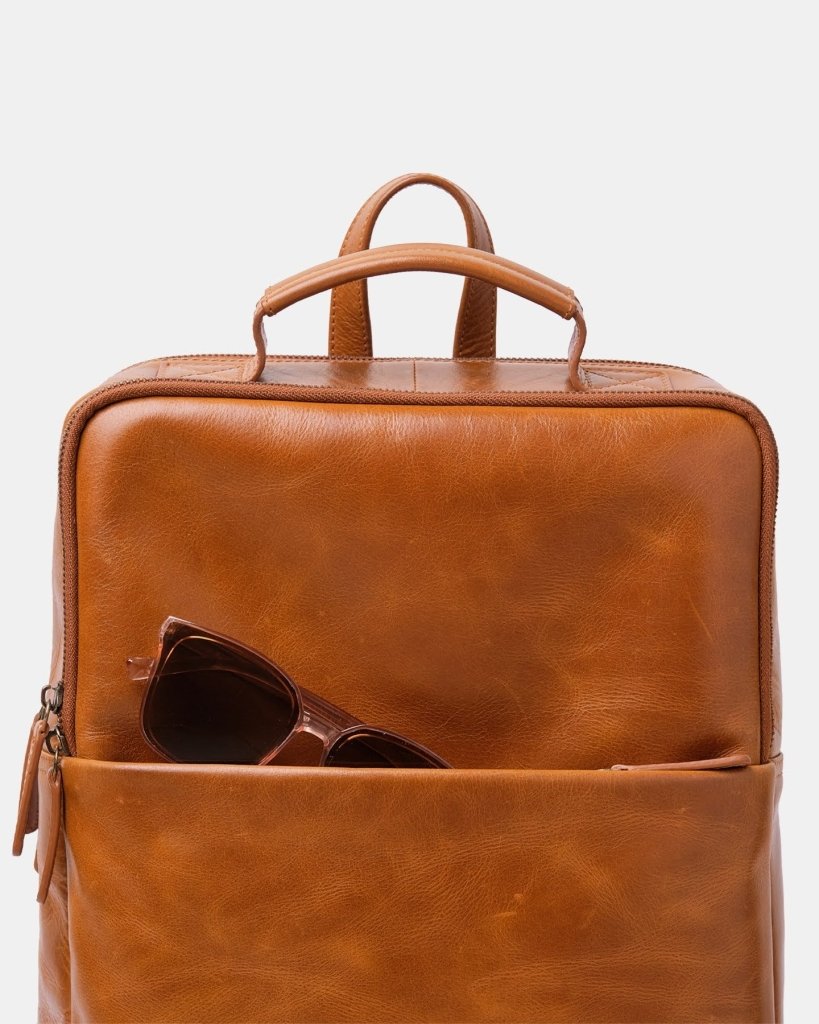 BAGSY_Ryokō__Soho Urbanist Slim Backpack | Tan__