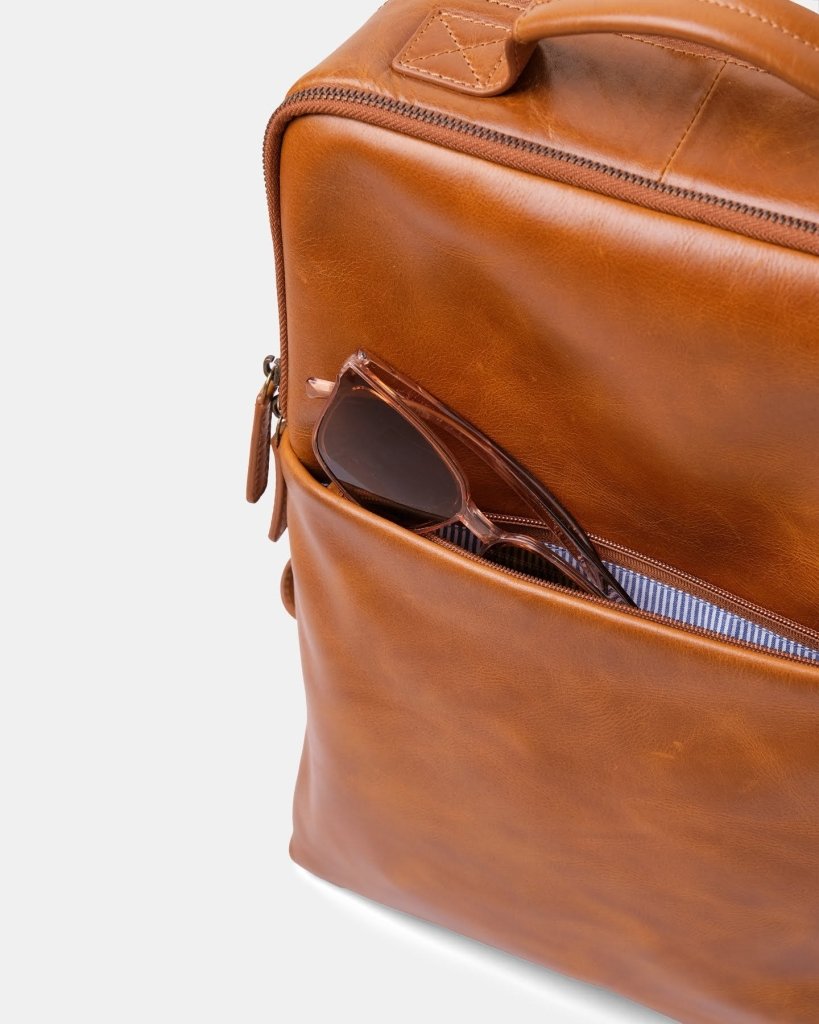 BAGSY_Ryokō__Soho Urbanist Slim Backpack | Tan__