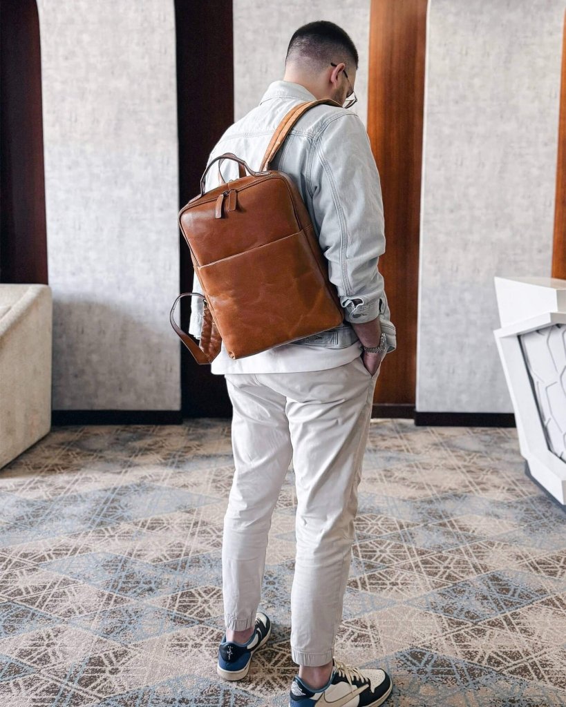 BAGSY_Ryokō__Soho Urbanist Slim Backpack | Tan__