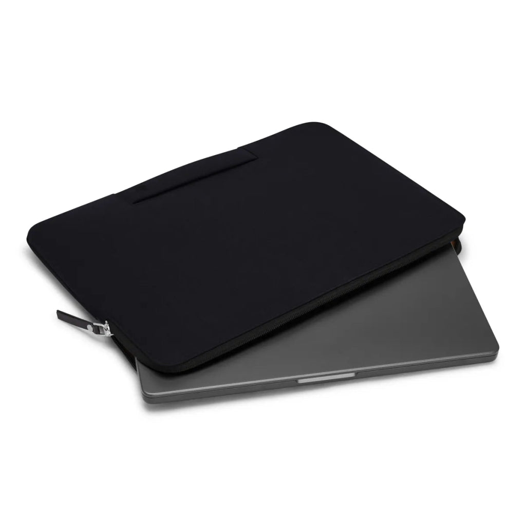 Bagsy_Lojel_SEMO_SEMO Laptop Sleeve 16"_SEM - LL - TTP - 01 - SCS - GL_Tierra Taupe