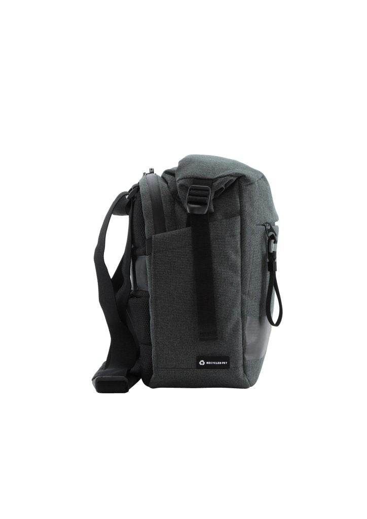 Shadow Messenger Bag 15L - Bagsy