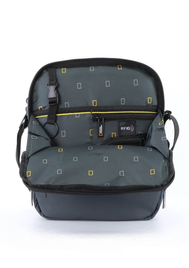 Mutation Vertical Shoulder Bag 6.3L - Bagsy