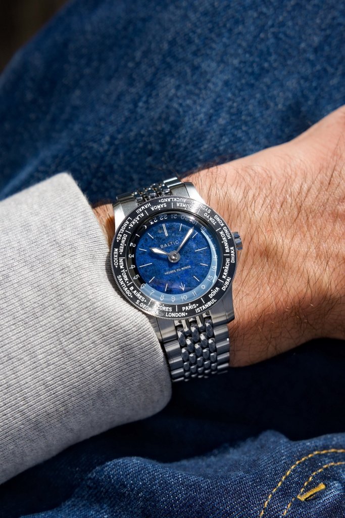 BAGSY_BAGSY__BALTIC – Heures du Monde Worldtimer (Sodalite)__