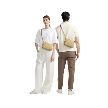 BAGSY_BAGSY__Niru – City Sling Mini_NCL-WS-SND-01-SPC-GL_Sand