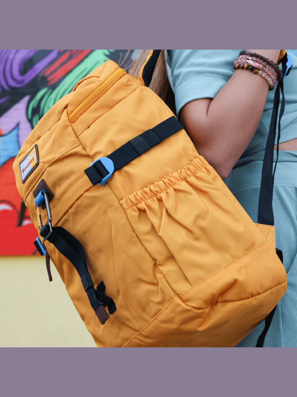 Bagsy_Discovery_Backpack_Icon Travel Backpack 25L_D00723.68_Ocher