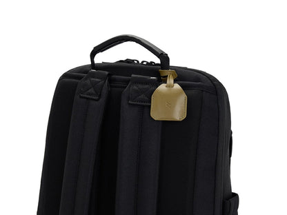Bagsy_LOJEL_ILOJ 2_Iloj – AirTag Holder_EDC - AH - OLE - 01 - WCH - GL_Olive
