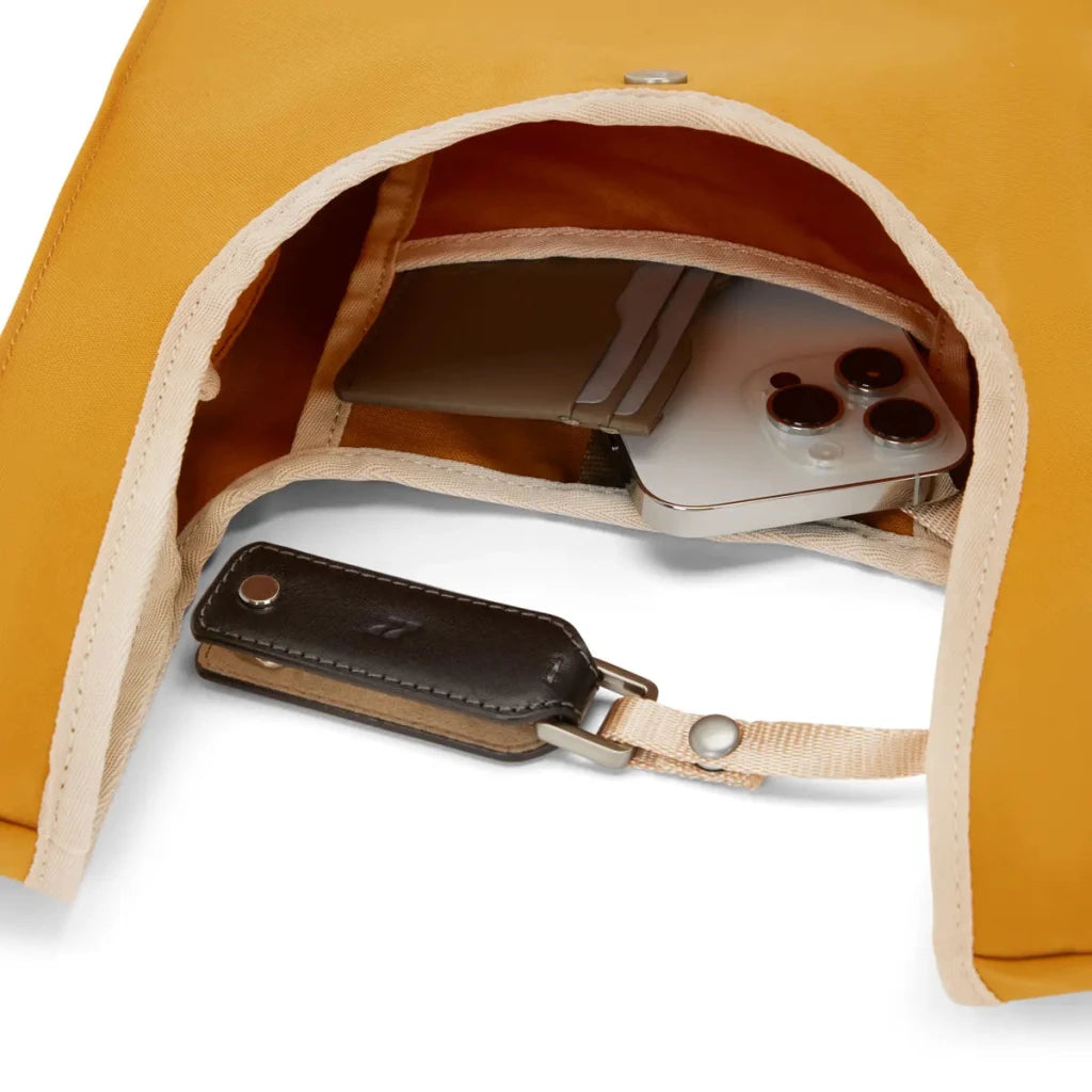 BAGSY_LOJEL_Niru2_Niru - 3 - Way Tote Mini_NCL-SM-CML-01-SPC-GL_Camel