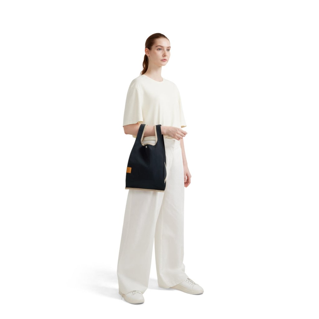 BAGSY_LOJEL_Niru2_Niru - 3 - Way Tote Mini_NCL-ST-BLK-01-SCS-GL_Indigo