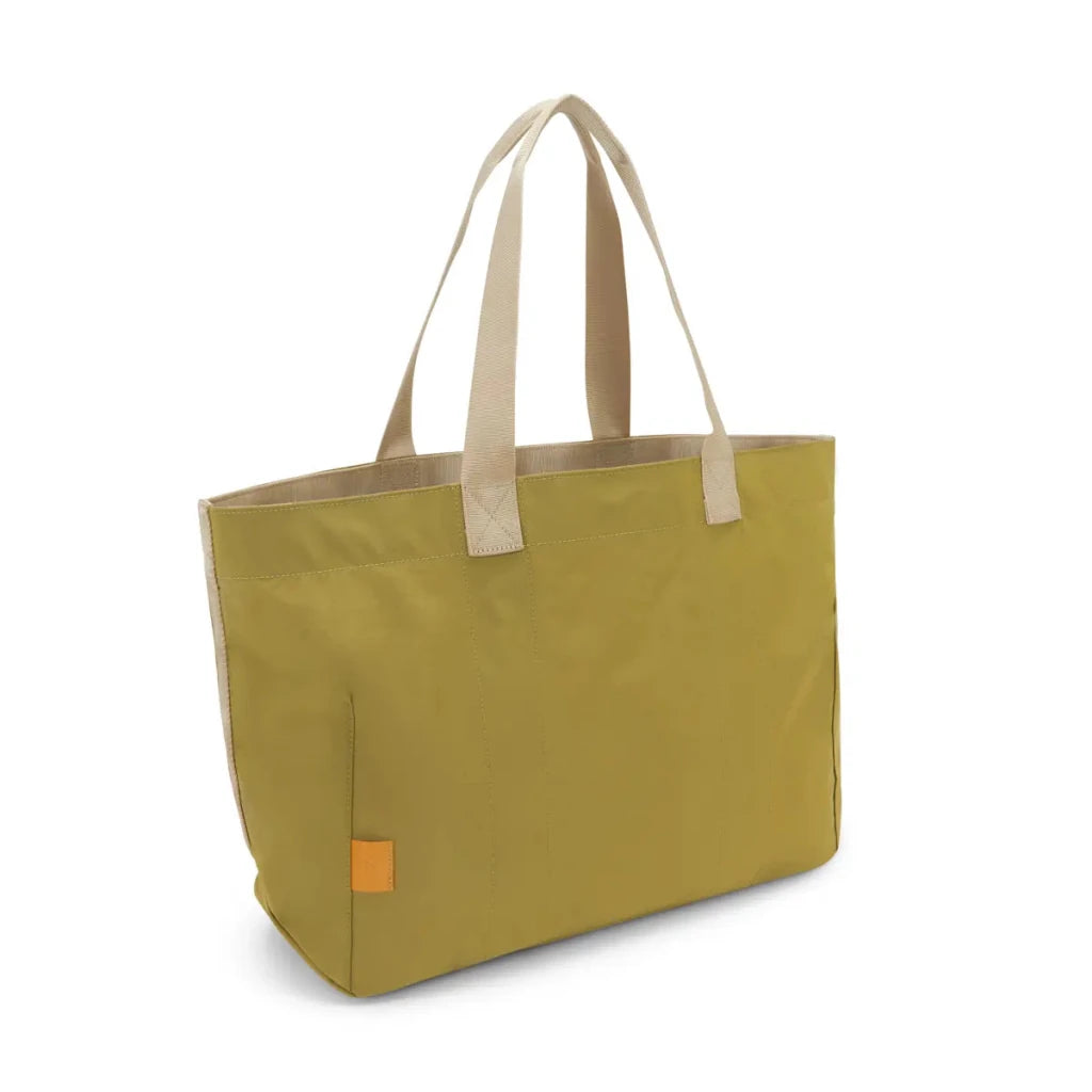 BAGSY_LOJEL_Niru2_Niru – City Tote_NCL-CS-OLE-01-SPC-GL_Olive