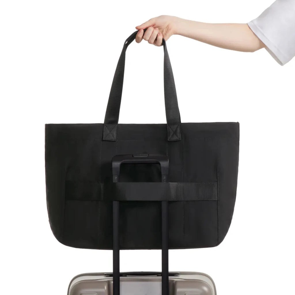 BAGSY_LOJEL_Niru2_Niru – City Tote_NCL-CS-BLK-01-SPC-GL_Black