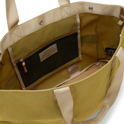 BAGSY_LOJEL_Niru2_Niru – City Tote_NCL-CS-OLE-01-SPC-GL_Olive