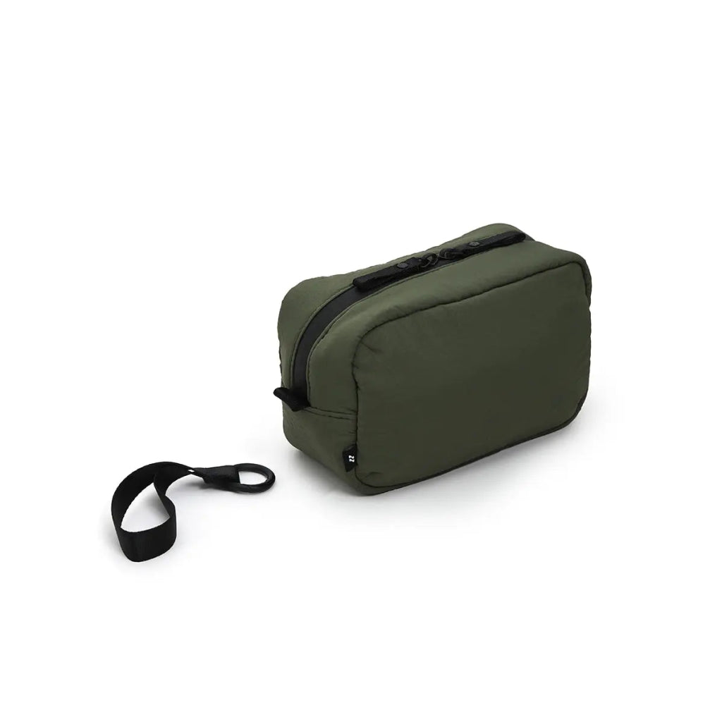 Bagsy_LOJEL_ORDO_ORDO - Essentials Pouch_ORD - EP - MOS - 01 - SCS - GL_Green