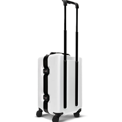 Bagsy_OUMOS_Luggage_OUMOS Container Trunk_DP - BA - 21 - WHE - 23_Small