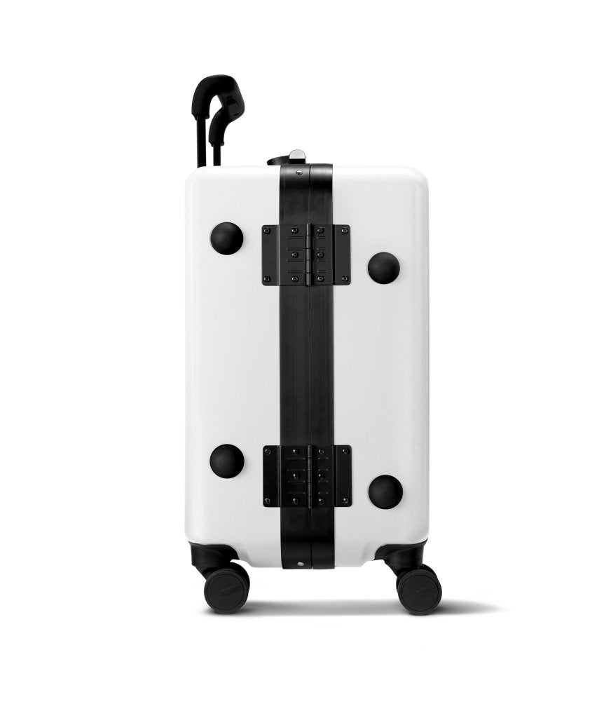 Bagsy_OUMOS_Luggage_OUMOS Container Trunk_DP - BA - 21 - WHE - 23_Small