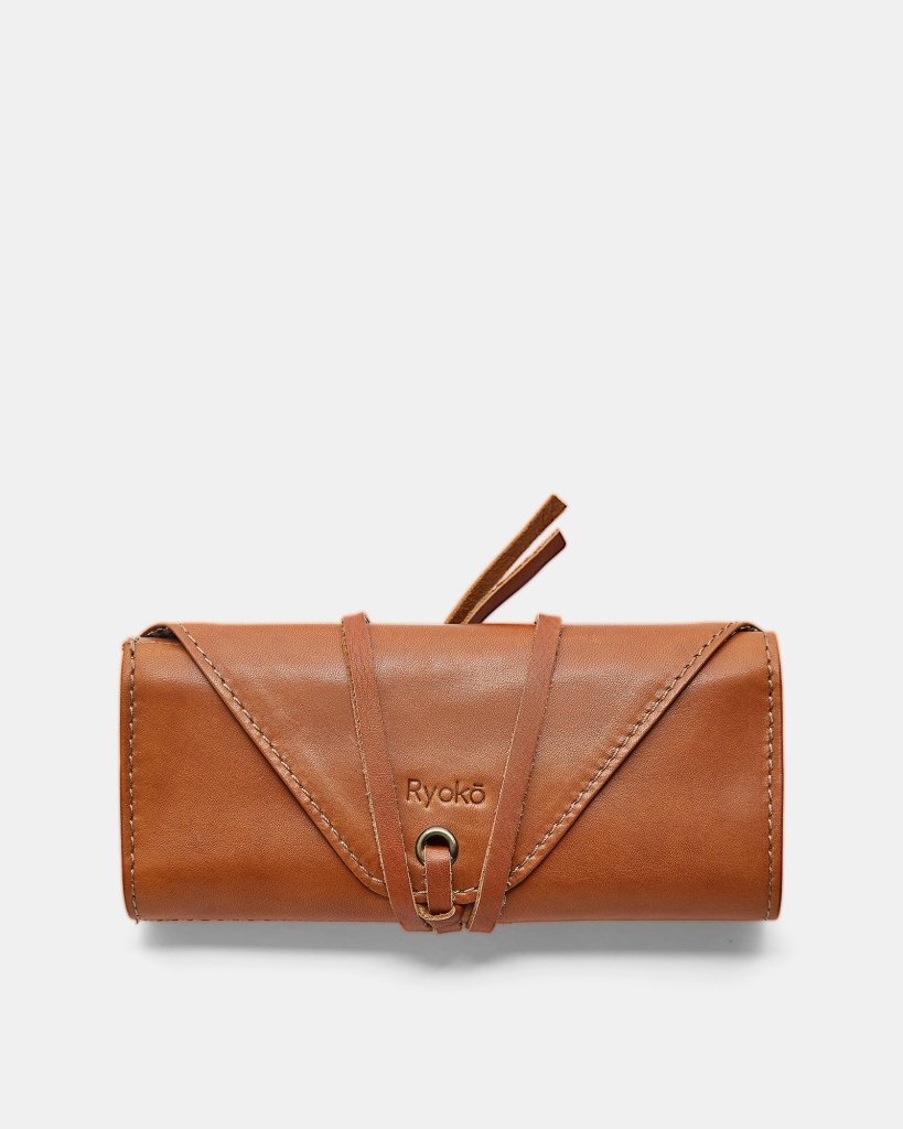 BAGSY_Ryokō_Accessories_GMT Watch Roll_ACC - GMT - BL - 001_