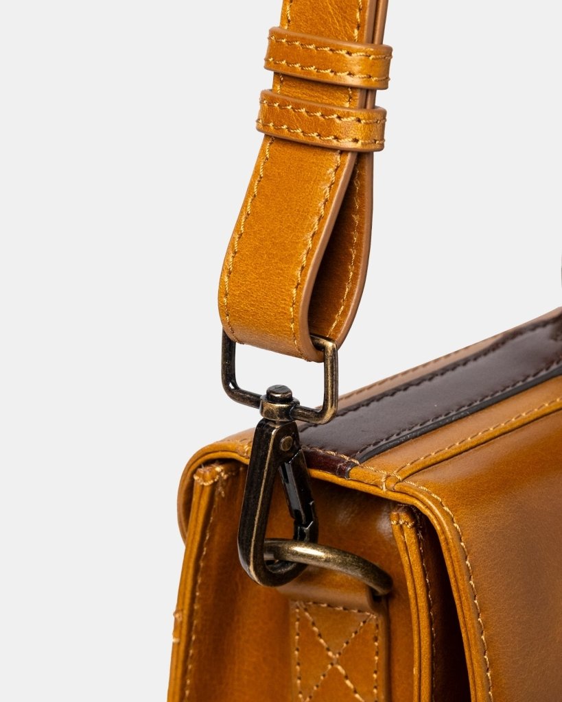 BAGSY_Ryokō_Bags_Bristol Satchel Bag_BAG - BST - BR - 001_