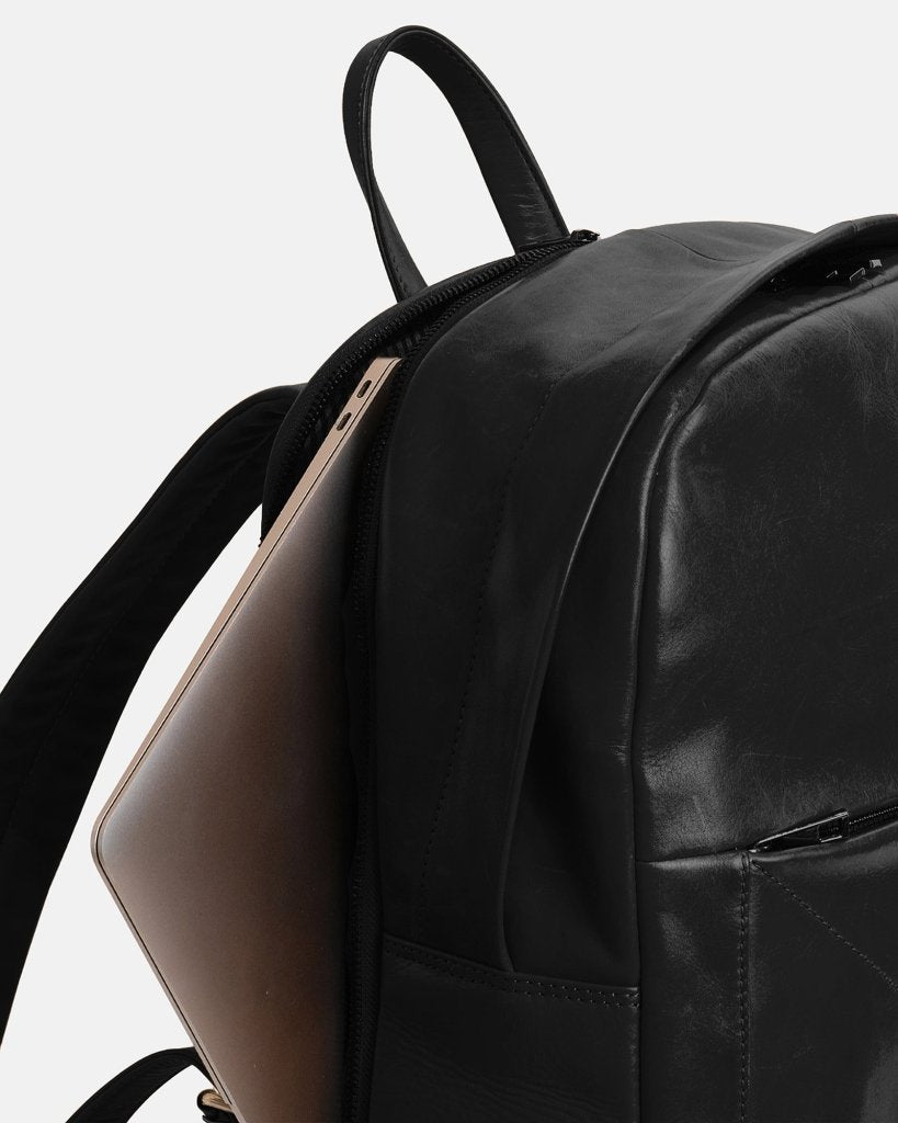 BAGSY_Ryokō_Bags_Madison Backpack | Black_BAG - MDB - BL - 001_