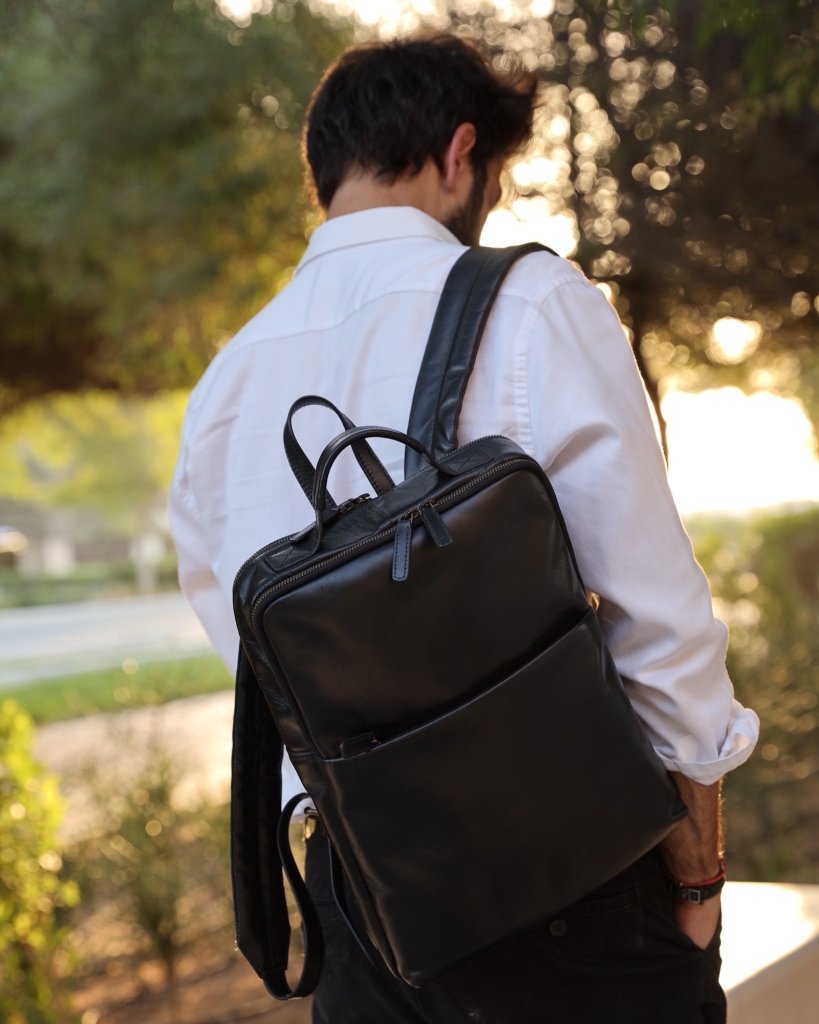 BAGSY_Ryokō_Bags_Soho Urbanist Slim Backpack | Black_BAG - SUB - BL - 001_