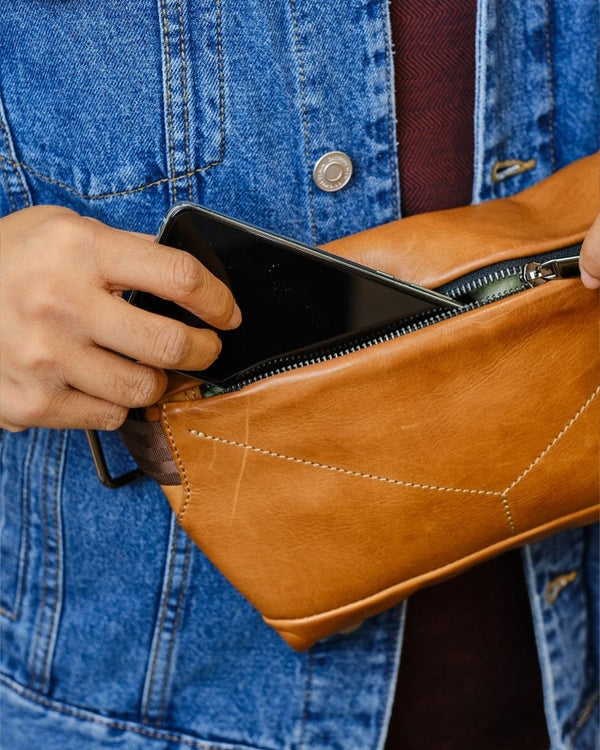 S'pore Sling Bag | Tan alternate