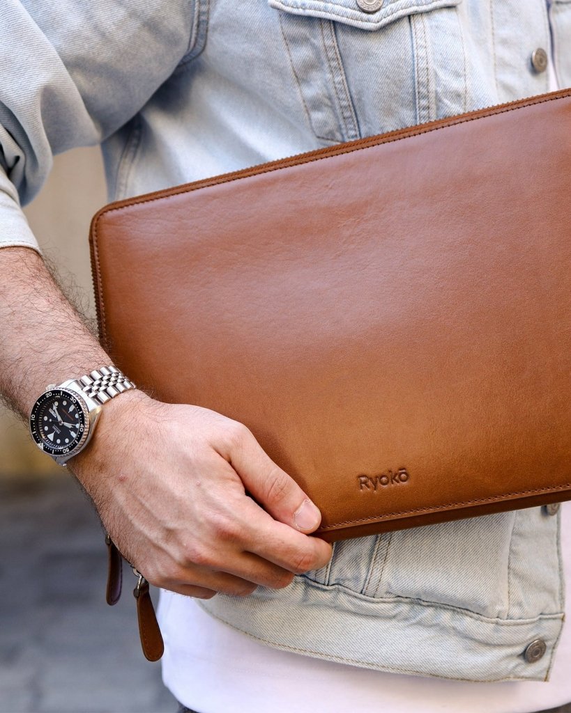 BAGSY_Ryokō__Mark Tech Portfolio | Caramel__