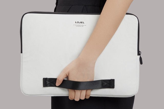 Bagsy_Lojel_Slash Series_Slash Laptop / A4 Sleeve 16"_TA2 - 25216S30 - TTI_Matte White