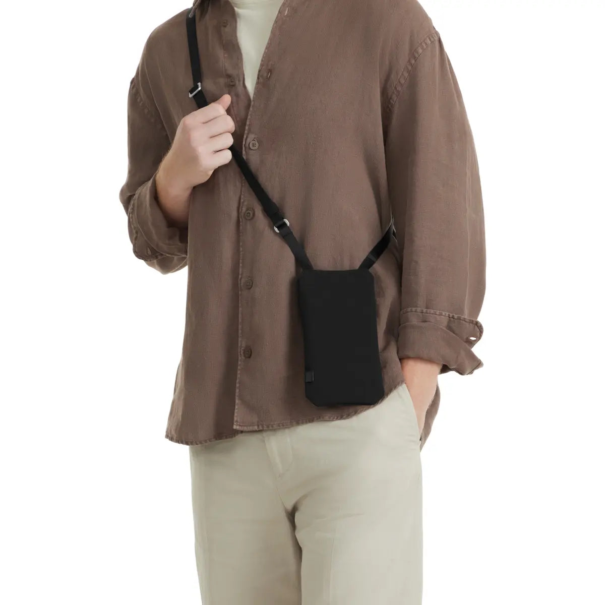 Niru Phone Pouch
