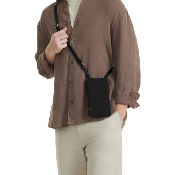 Niru Phone Pouch alternate