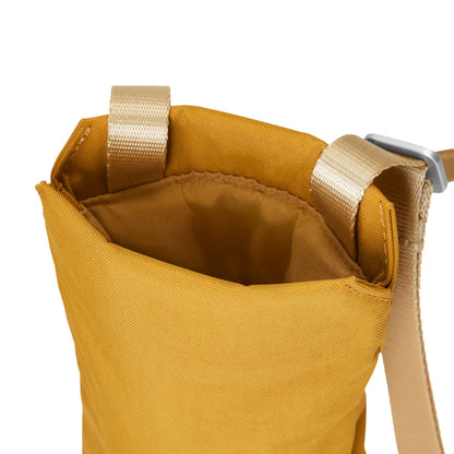 Niru Phone Pouch