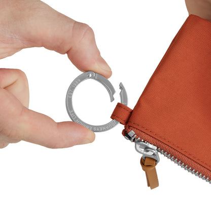 Niru Large Carabiner