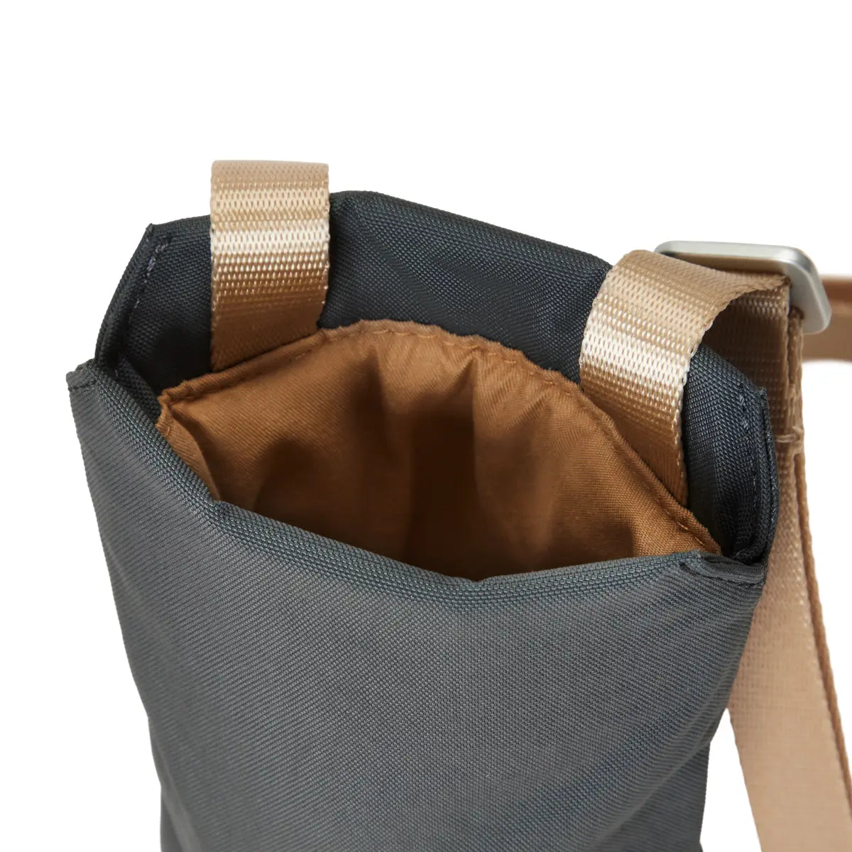 Niru Phone Pouch